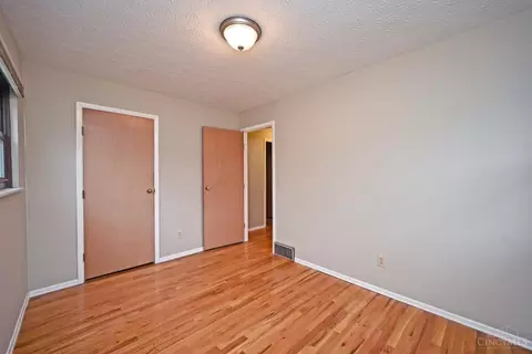 702 Levitt Pl, Cincinnati, OH 45245 photo 33