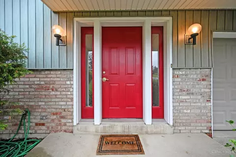 702 Levitt Pl, Cincinnati, OH 45245 photo 4