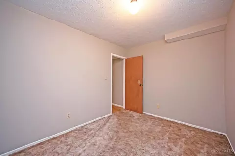 702 Levitt Pl, Cincinnati, OH 45245 photo 23
