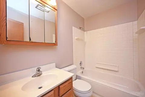 702 Levitt Pl, Cincinnati, OH 45245 photo 34