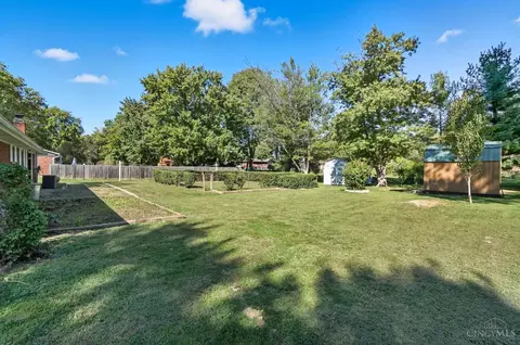 Exterior - 580 Lang Rd, Cincinnati, OH 45244 photo 6 of 12