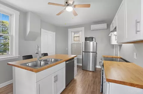 Kitchen - 210 Vine St, Reading, OH 45215 photo 3 of 11