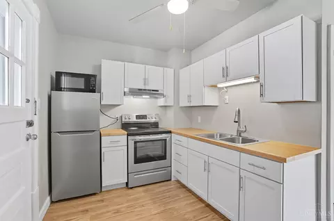 Kitchen - 210 Vine St, Reading, OH 45215 photo 8 of 11