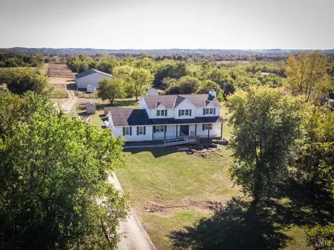 1753 Scott Rd, Oxford, OH 45056