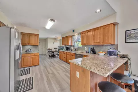 Kitchen - 11897 Winston Cir, Forest Park, OH 45240 photo 2 of 3