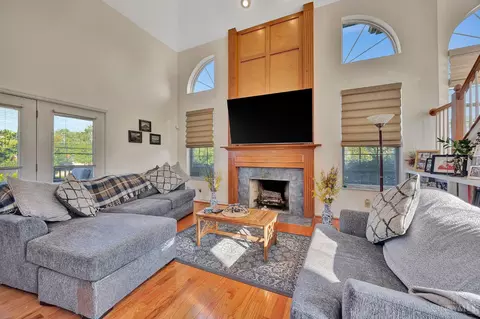 Living - 11897 Winston Cir, Forest Park, OH 45240 photo 1 of 3