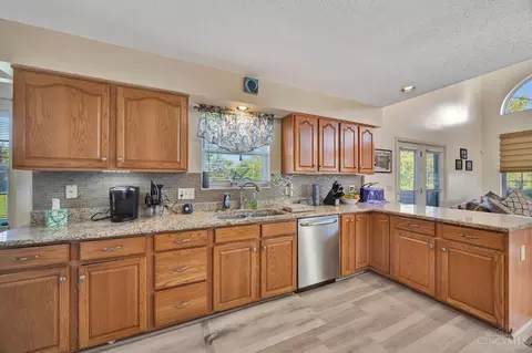 Kitchen - 11897 Winston Cir, Forest Park, OH 45240 photo 3 of 3