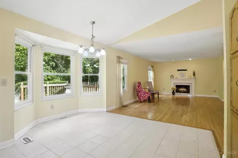 4653 Cardinal Dr, Cincinnati, OH 45244 photo 13