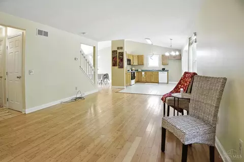4653 Cardinal Dr, Cincinnati, OH 45244 photo 9