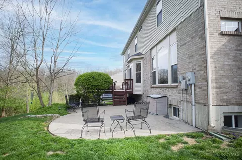 Exterior - 3889 Bear Ln, Cleves, OH 45002 photo 4 of 8
