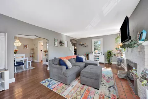 Living - 3778 Eyrich Rd, Cincinnati, OH 45248 photo 1 of 3