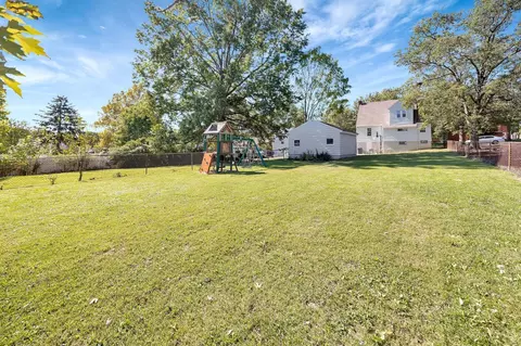 Exterior - 3778 Eyrich Rd, Cincinnati, OH 45248 photo 7 of 11
