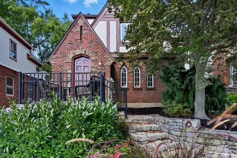 3114 Parkview Ave, Cincinnati, OH 45213