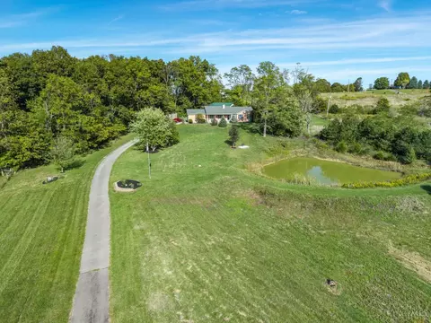 6805 Pea Ridge Rd, Hillsboro, OH 45133