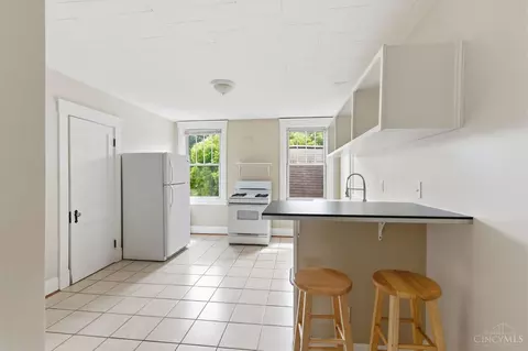 Kitchen - 27 Phillips Ave, Saint Bernard, OH 45217 photo 1 of 9
