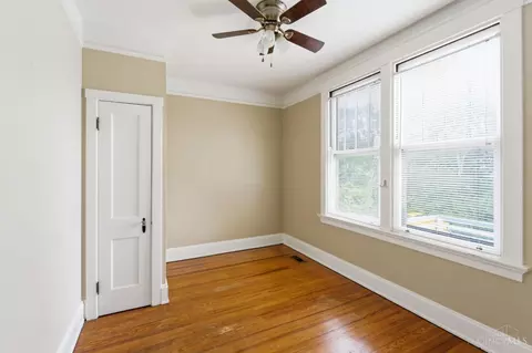 Bedroom - 27 Phillips Ave, Saint Bernard, OH 45217 photo 4 of 6