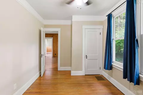 Bedroom - 27 Phillips Ave, Saint Bernard, OH 45217 photo 3 of 6