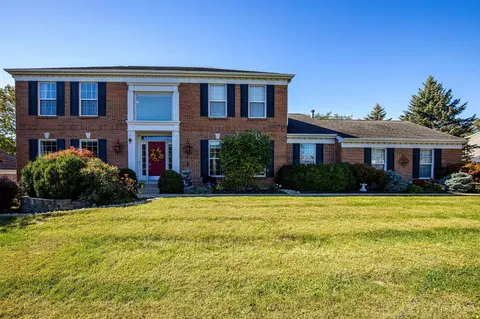 7829 Surreywood Dr, North Bend, OH 45052
