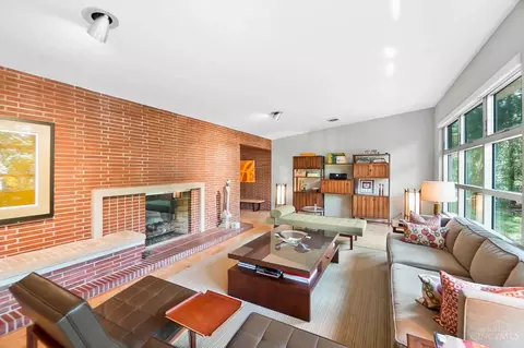 Living - 8389 Arborcrest Dr, Cincinnati, OH 45236 photo 2 of 6