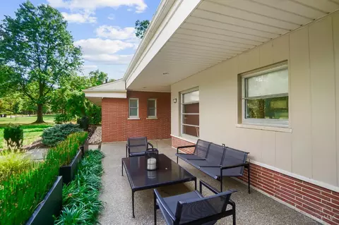 Exterior - 8389 Arborcrest Dr, Cincinnati, OH 45236 photo 6 of 24