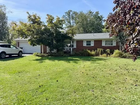 7499 Stephen St, Hamilton Township, OH 45039