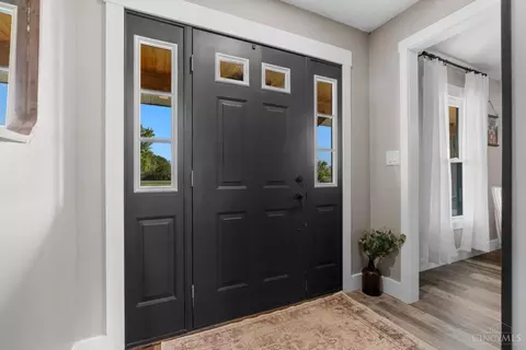 Entry Way - 7870 Us Rt 22 3, Morrow, OH 45152 photo 1 of 5