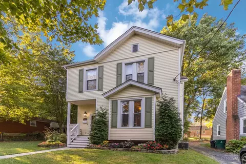 Exterior - 6633 Roe St, Cincinnati, OH 45227 photo 3 of 15