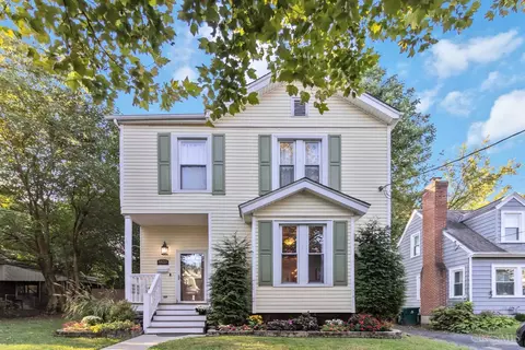 Exterior - 6633 Roe St, Cincinnati, OH 45227 photo 2 of 15