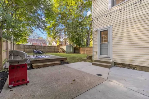 Exterior - 6633 Roe St, Cincinnati, OH 45227 photo 9 of 15
