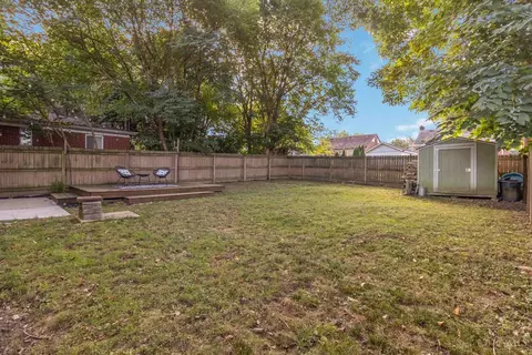 Exterior - 6633 Roe St, Cincinnati, OH 45227 photo 14 of 15