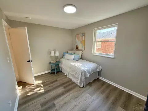11945 Algiers Dr, Cincinnati, OH 45246 photo 24