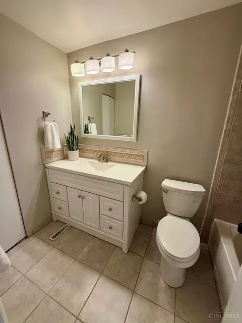 11945 Algiers Dr, Cincinnati, OH 45246 photo 15