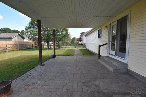 Exterior - 103 Stone Trace Dr, Mount Orab, OH 45154 photo 3 of 8