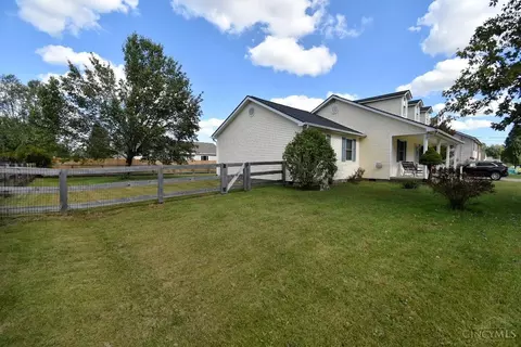Exterior - 103 Stone Trace Dr, Mount Orab, OH 45154 photo 7 of 8