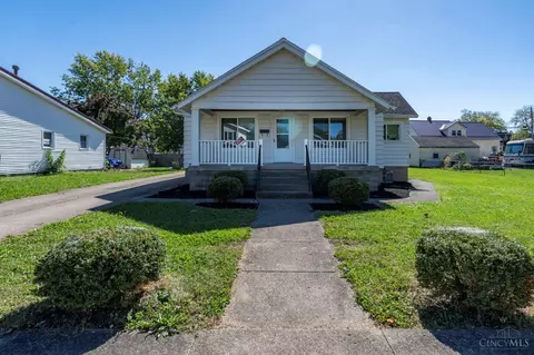 913 Yeoman St, Washington Court House, OH 43160