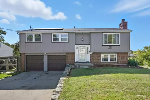 2869 Houston Rd, Colerain Twp, OH 45251