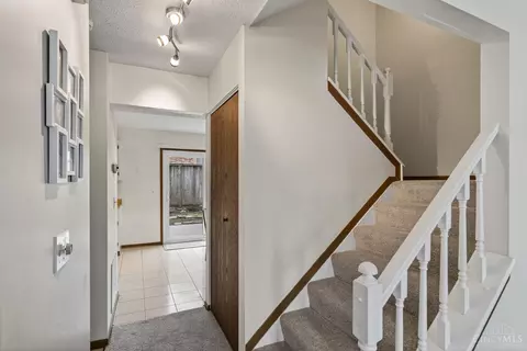 Entry Way - 1696 Devils Backbone Rd, Cincinnati, OH 45233 photo 1 of 1