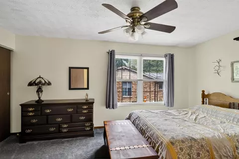 Bedroom - 1696 Devils Backbone Rd, Cincinnati, OH 45233 photo 1 of 10