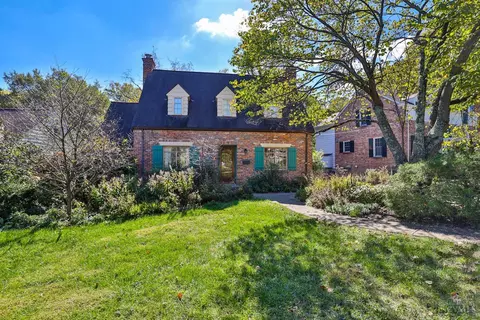 55 Forest Ave, Wyoming, OH 45215