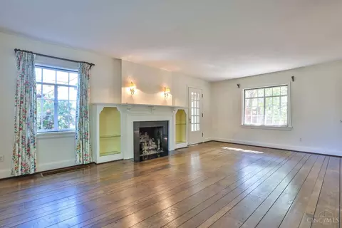 Living - 55 Forest Ave, Wyoming, OH 45215 photo 4 of 7