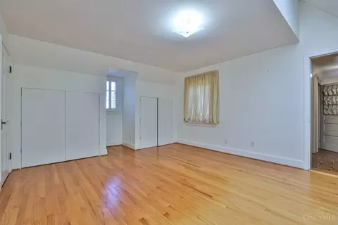 Bedroom - 55 Forest Ave, Wyoming, OH 45215 photo 8 of 9