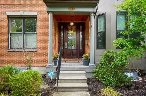 Exterior - 2731 Cleinview Ave, Cincinnati, OH 45206 photo 5 of 12