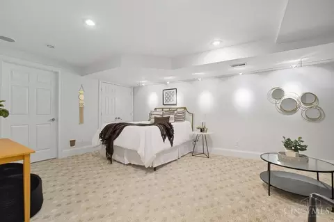 Bedroom - 2731 Cleinview Ave, Cincinnati, OH 45206 photo 7 of 10