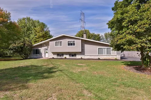 8709 Ashbrook Dr, West Chester, OH 45069