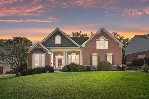 261 Forest Edge Dr, South Lebanon, OH 45065