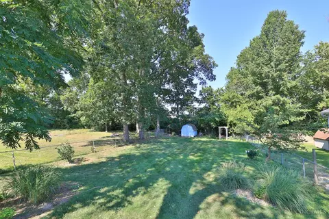 Exterior - 9001 Cherry St, Blue Ash, OH 45242 photo 6 of 10