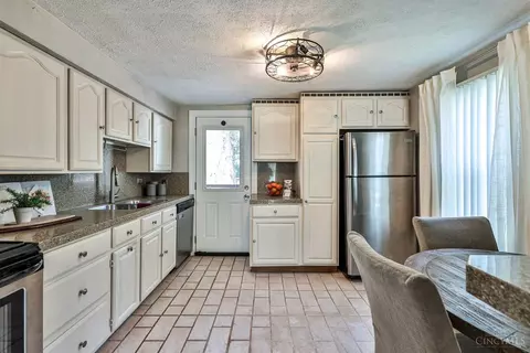 Kitchen - 9001 Cherry St, Blue Ash, OH 45242 photo 1 of 4