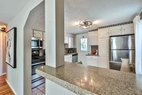 Kitchen - 9001 Cherry St, Blue Ash, OH 45242 photo 4 of 4