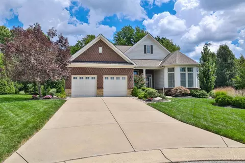 Exterior - 458 Maple Ridge Ct, Cincinnati, OH 45244 photo 2 of 15