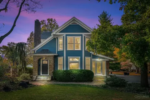 6201 Cambridge Ave, Cincinnati, OH 45230